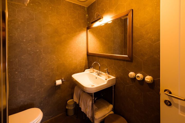 Room 29 of 75