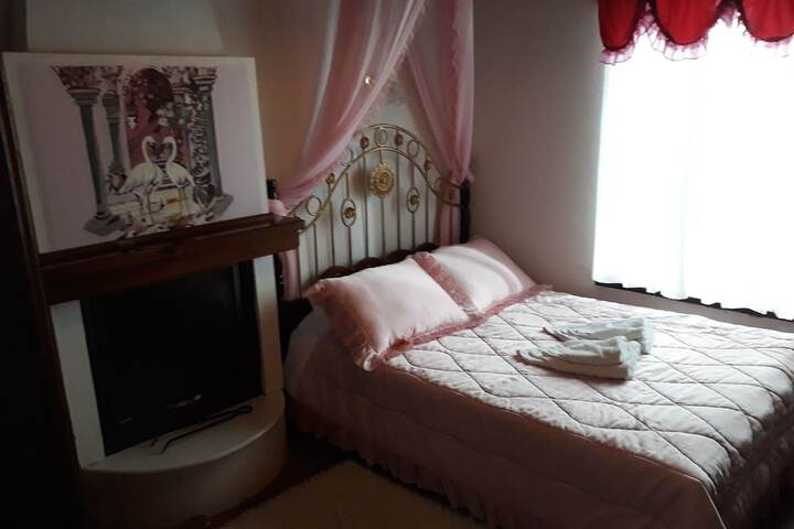 Room 3 of 46
