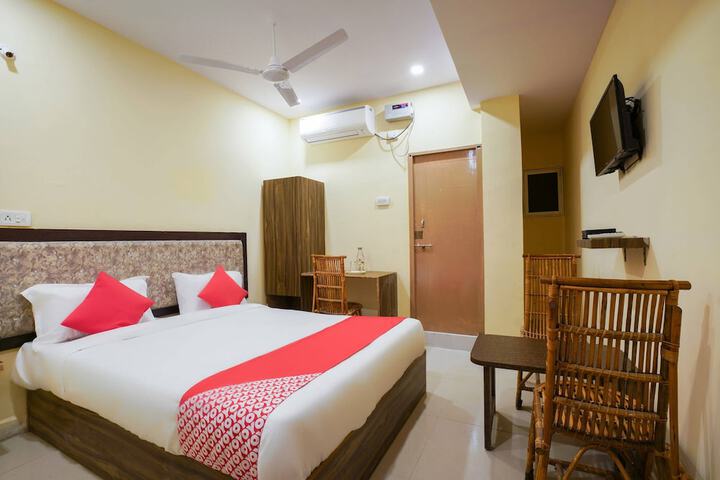 Room 8 of 23