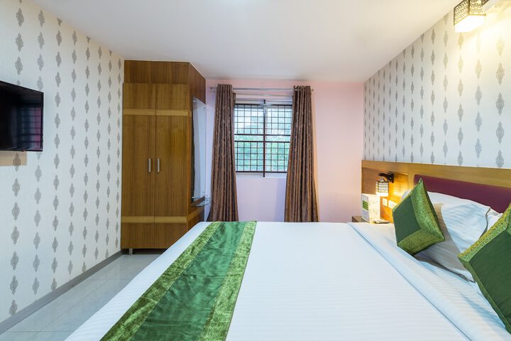 Room 16 of 41