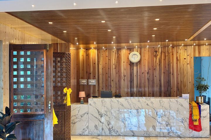 Hotel Interior 4 of 67