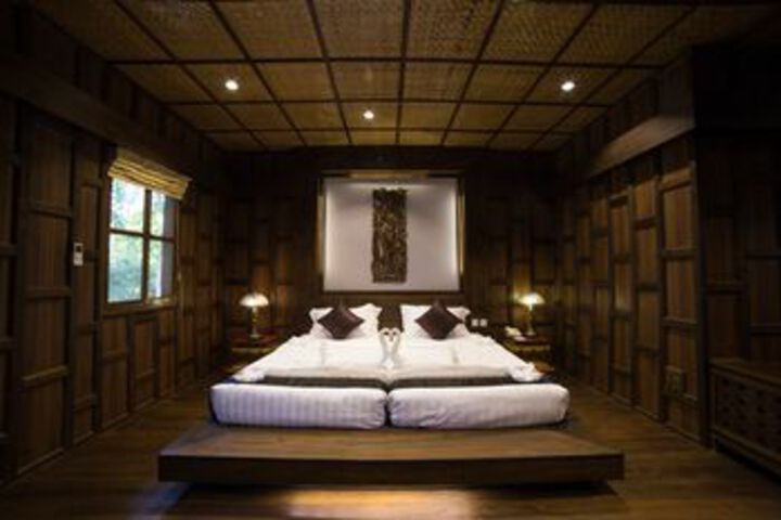 Room 43 of 107
