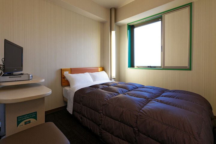 Room 7 of 22