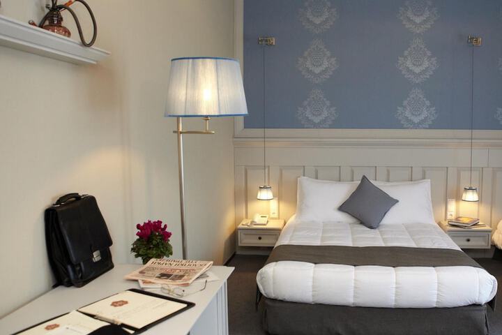 Room 15 of 47