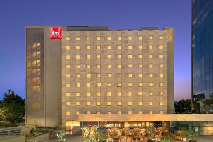 Hotel 76 of 77