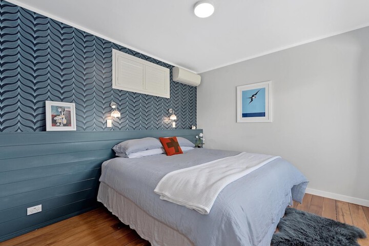 Room 4 of 26