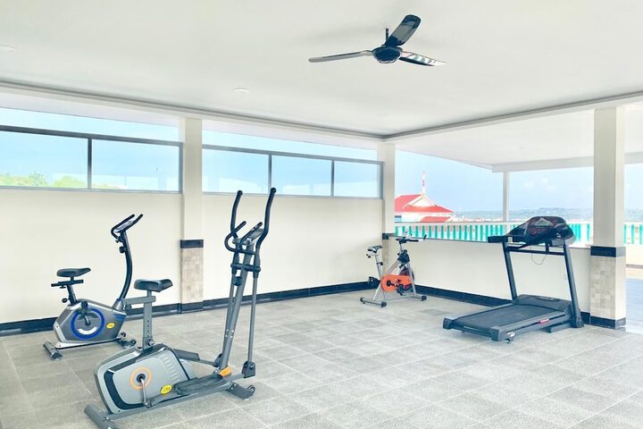 Health and Fitness 21 of 34