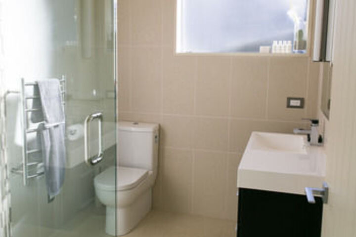 Room 2 of 22