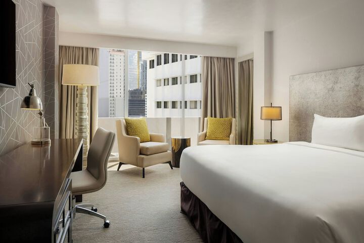 Room 34 of 135