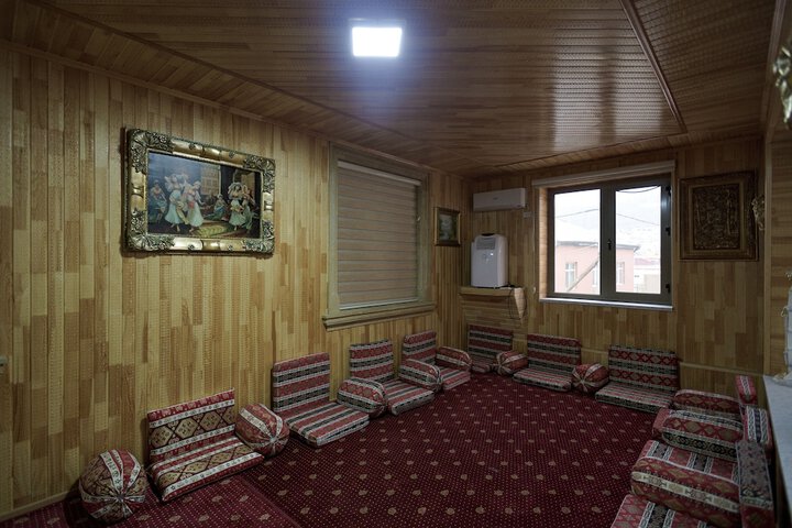 Lounge 37 of 45