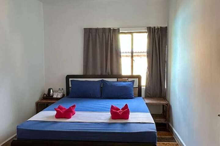 Room 44 of 105