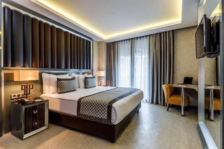 Room 14 of 107