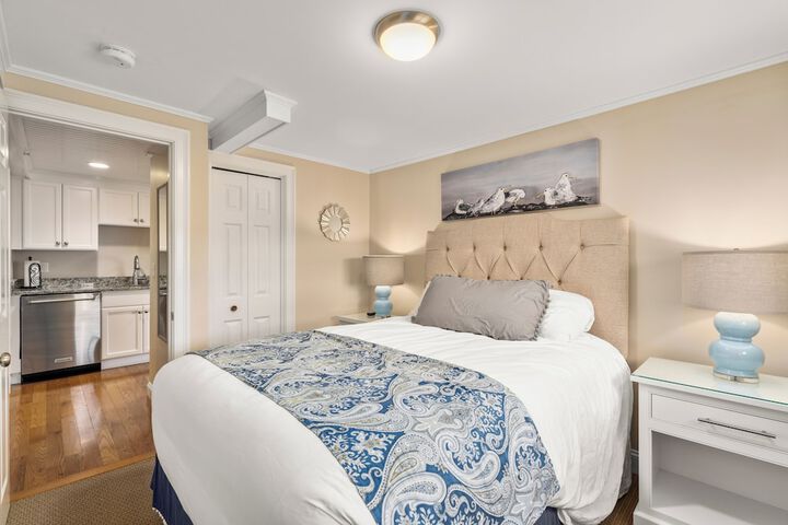 Room 18 of 79