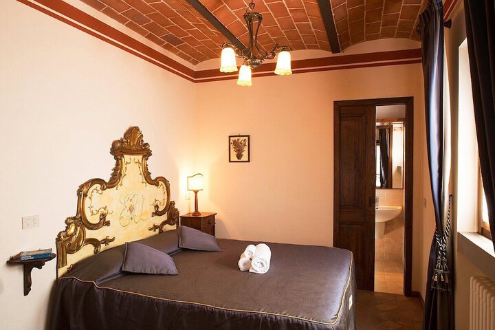 Room 3 of 22