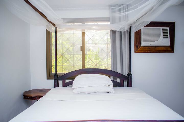 Room 21 of 89