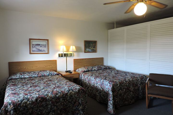 Room 2 of 31