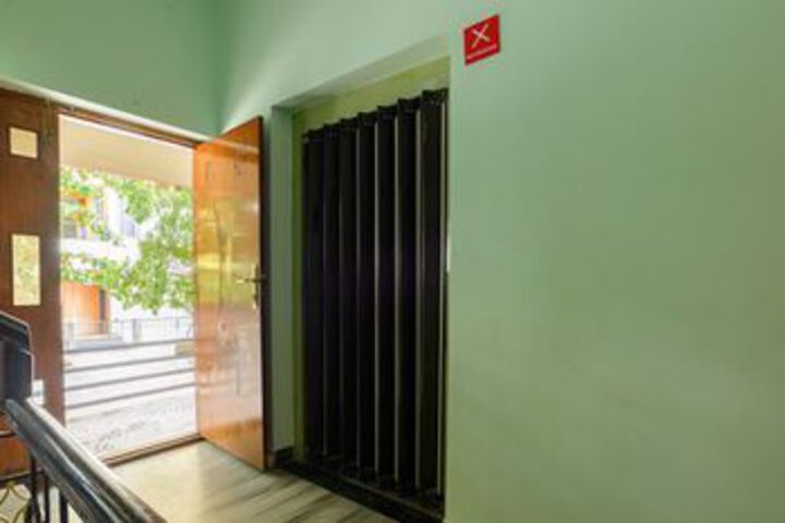 Hotel Interior 22 of 31