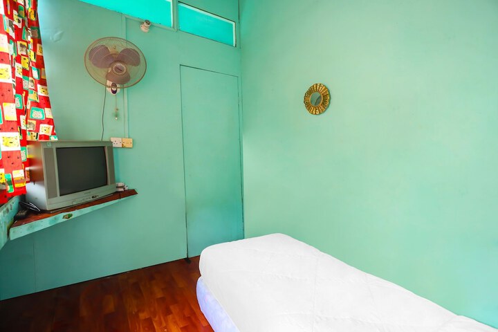 Room 7 of 20