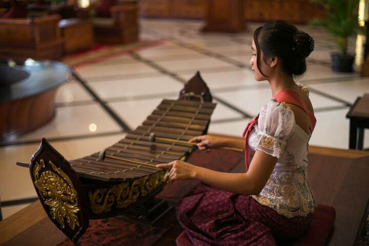 Hotel Lobby