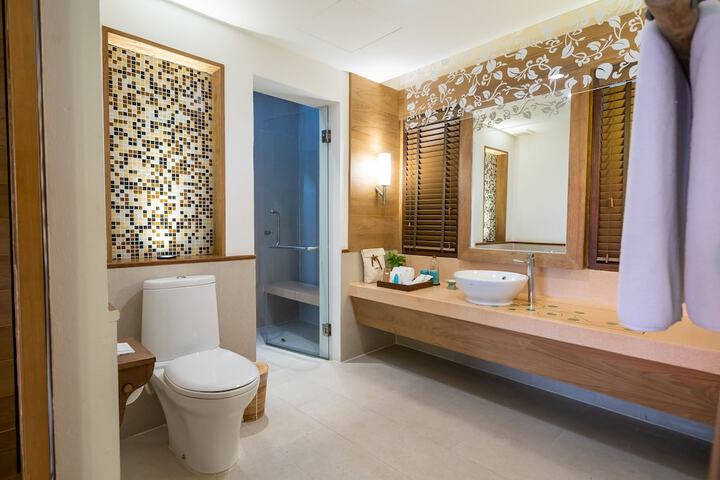 Clean Restrooms