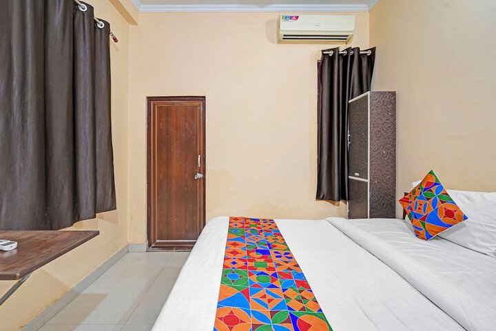 Room 18 of 26