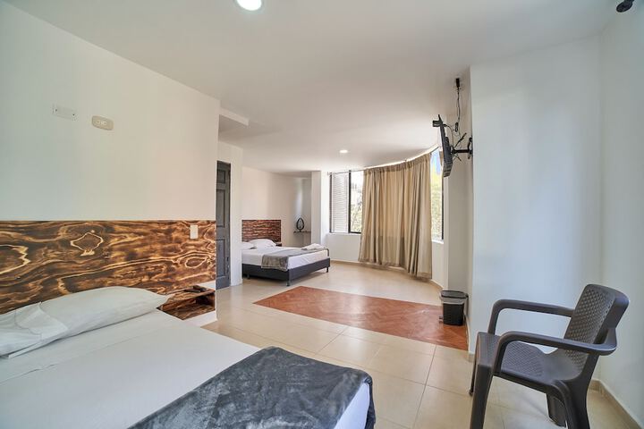 Room 15 of 40