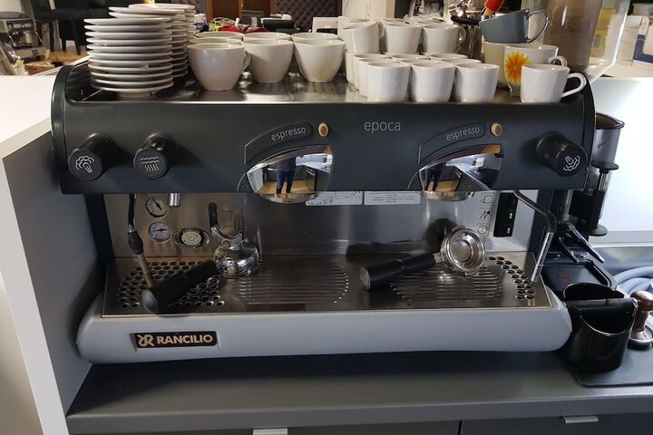 Breakfast/Coffee Service 56 of 100