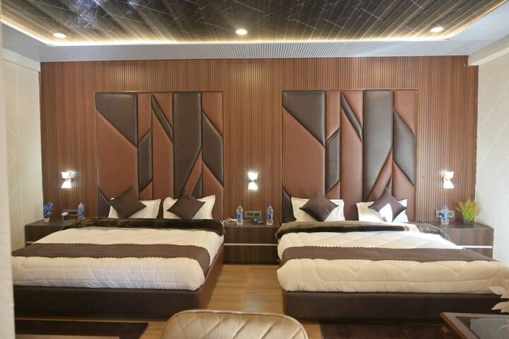 Room 2 of 19