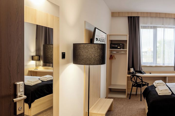 Room 3 of 59