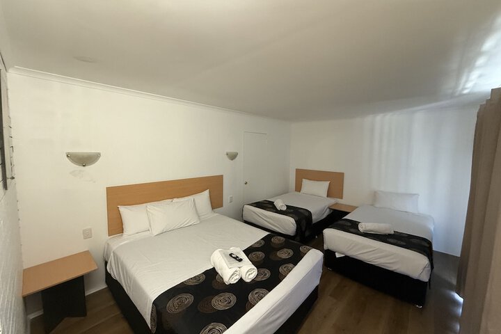 Room 6 of 29