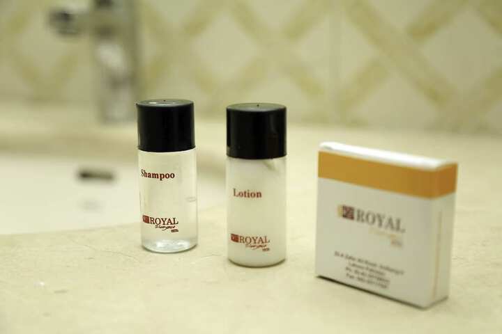 Room 12 of 21