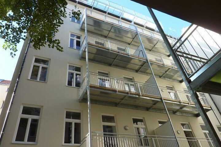 Hotel Entry