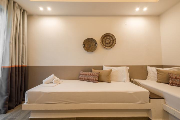 Room 29 of 182