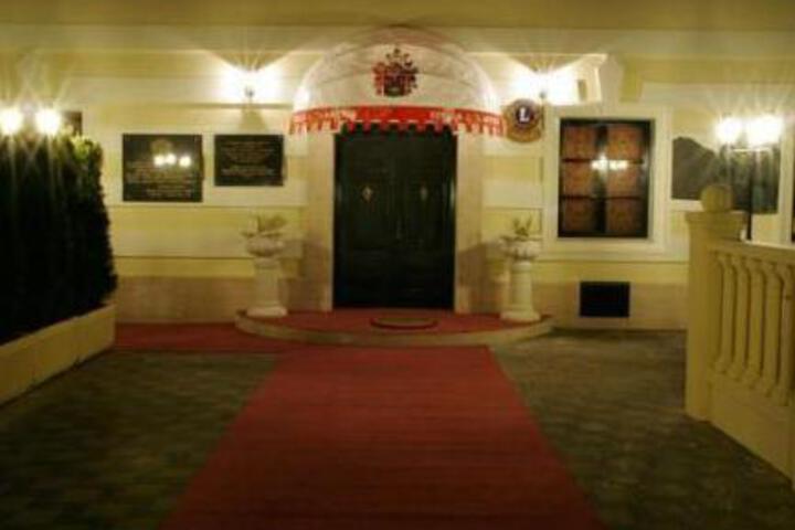 Hotel 1 of 5