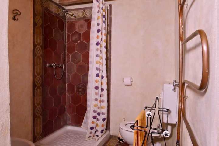 Room 57 of 86