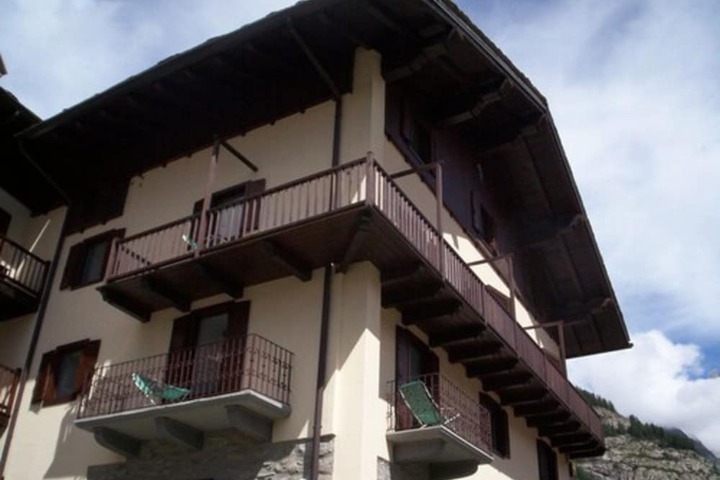 Hotel 52 of 61