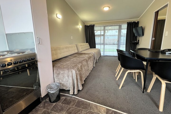Room 14 of 26
