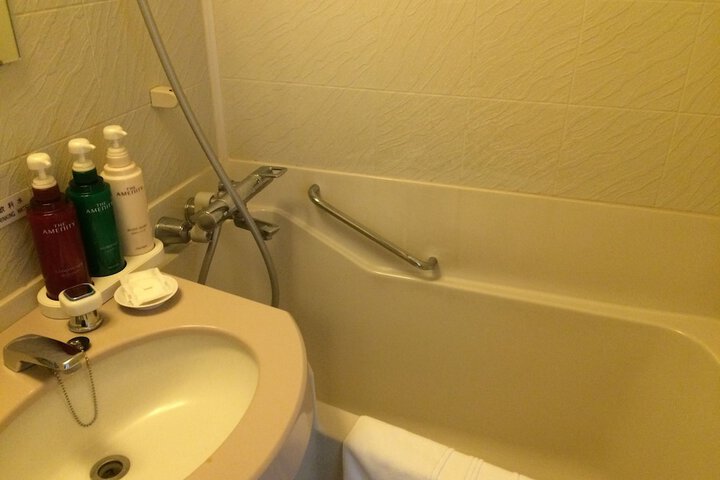 Room 18 of 31