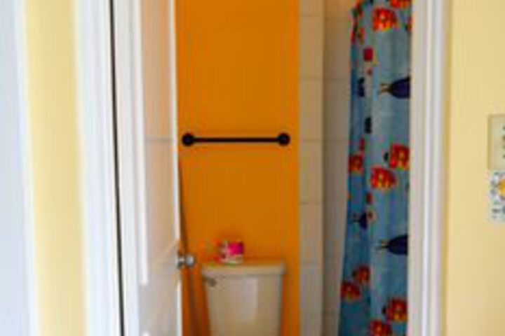 Room 2 of 41