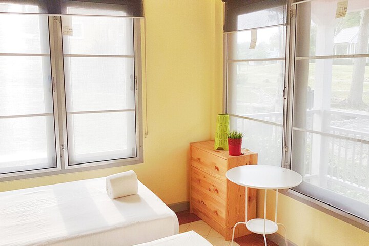Room 64 of 194