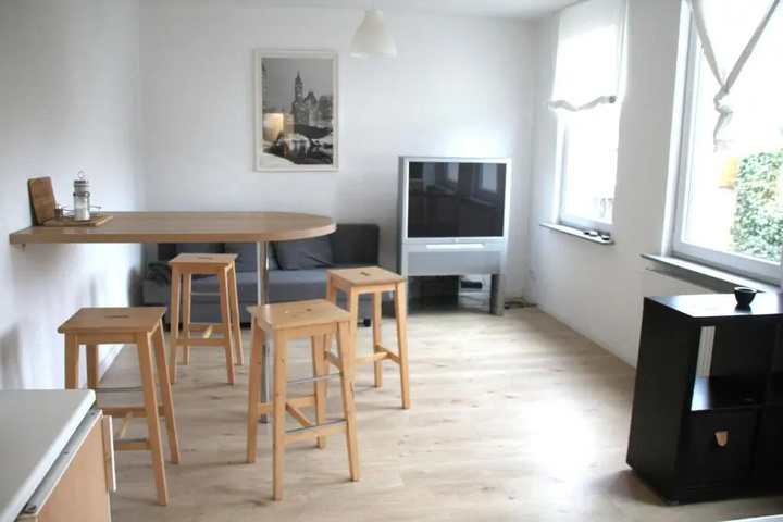 Room 3 of 11