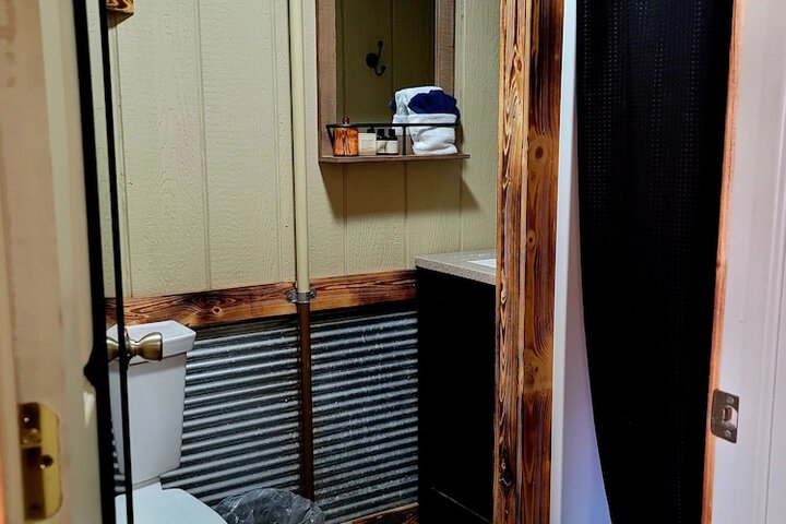 Room 23 of 45