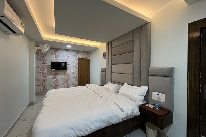 Room 26 of 44