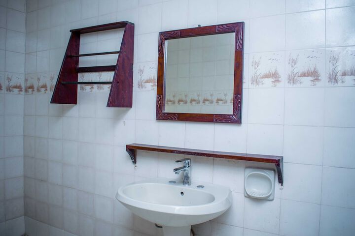 Room 75 of 89