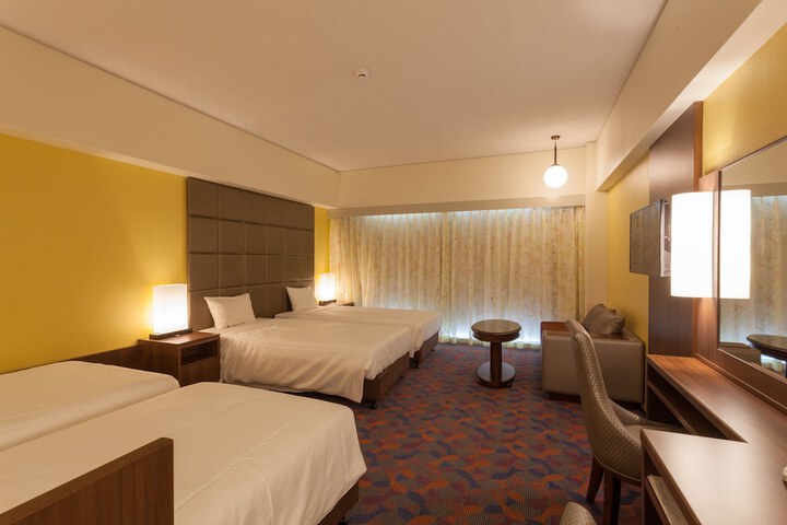 Room 15 of 128