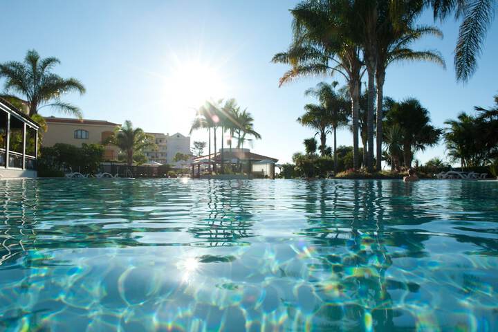 Hotel Pool
