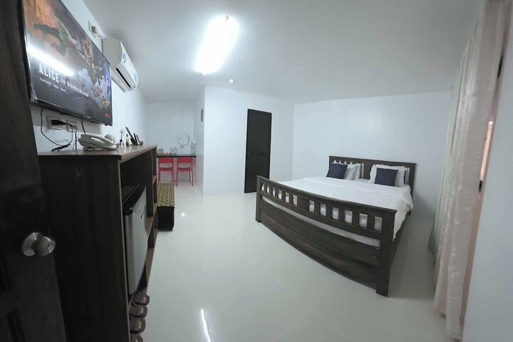 Wombats Beach Resort