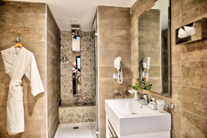 Bath Interior