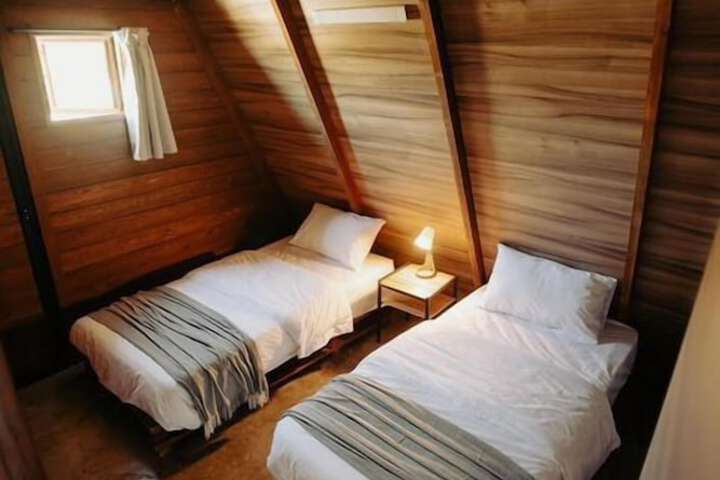 Room 3 of 43