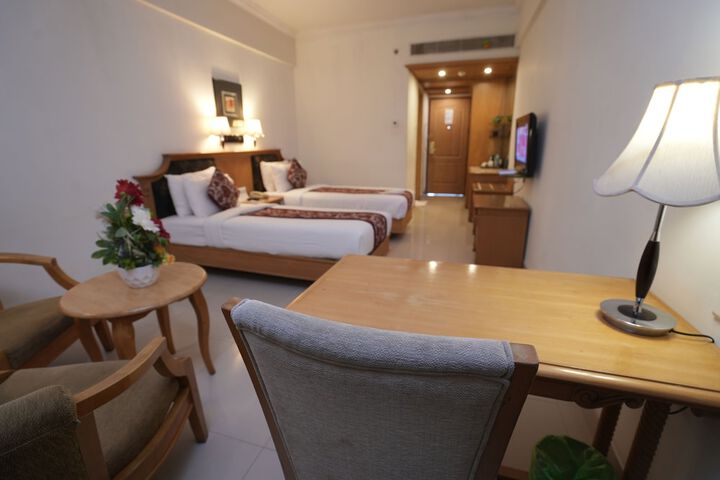 Room 15 of 43